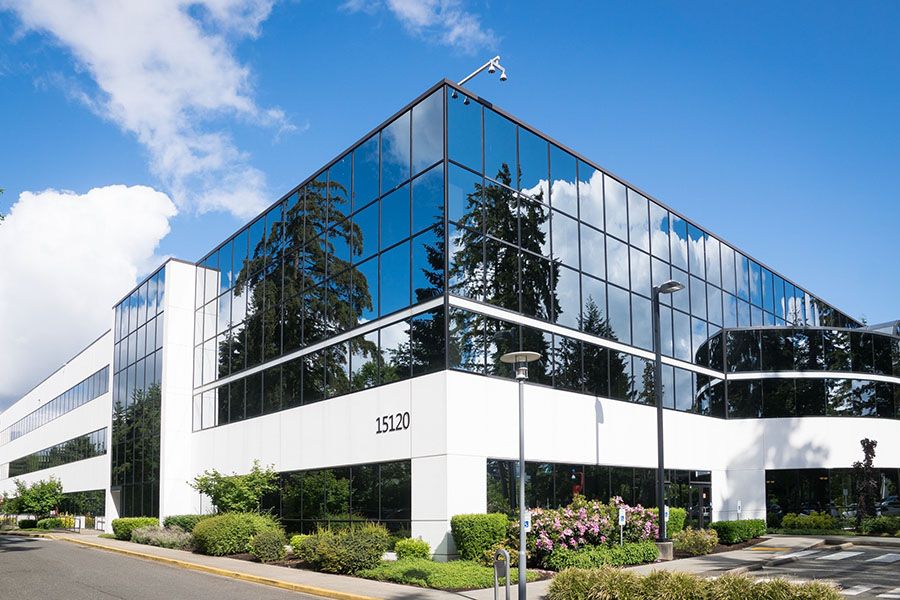 Curb appeal draws customers into the restaurant and can be the start of a memorable dining experience. Don't allow your restaurant to give off a poor image.